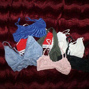 Bundle of 7 womens bras size xs-small